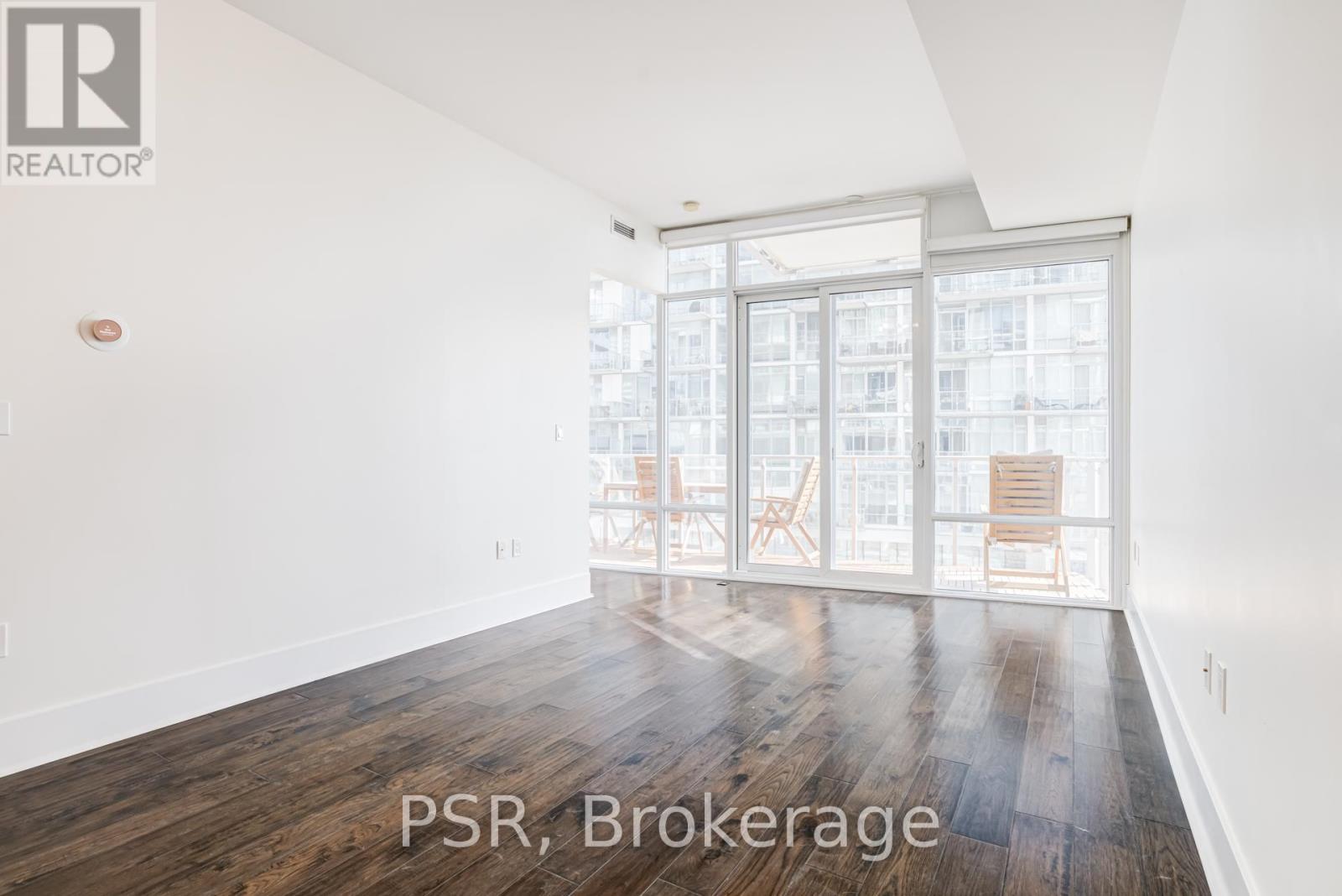 408 - 29 Queens Quay E, Toronto, Ontario  M5E 0A4 - Photo 11 - C12930876