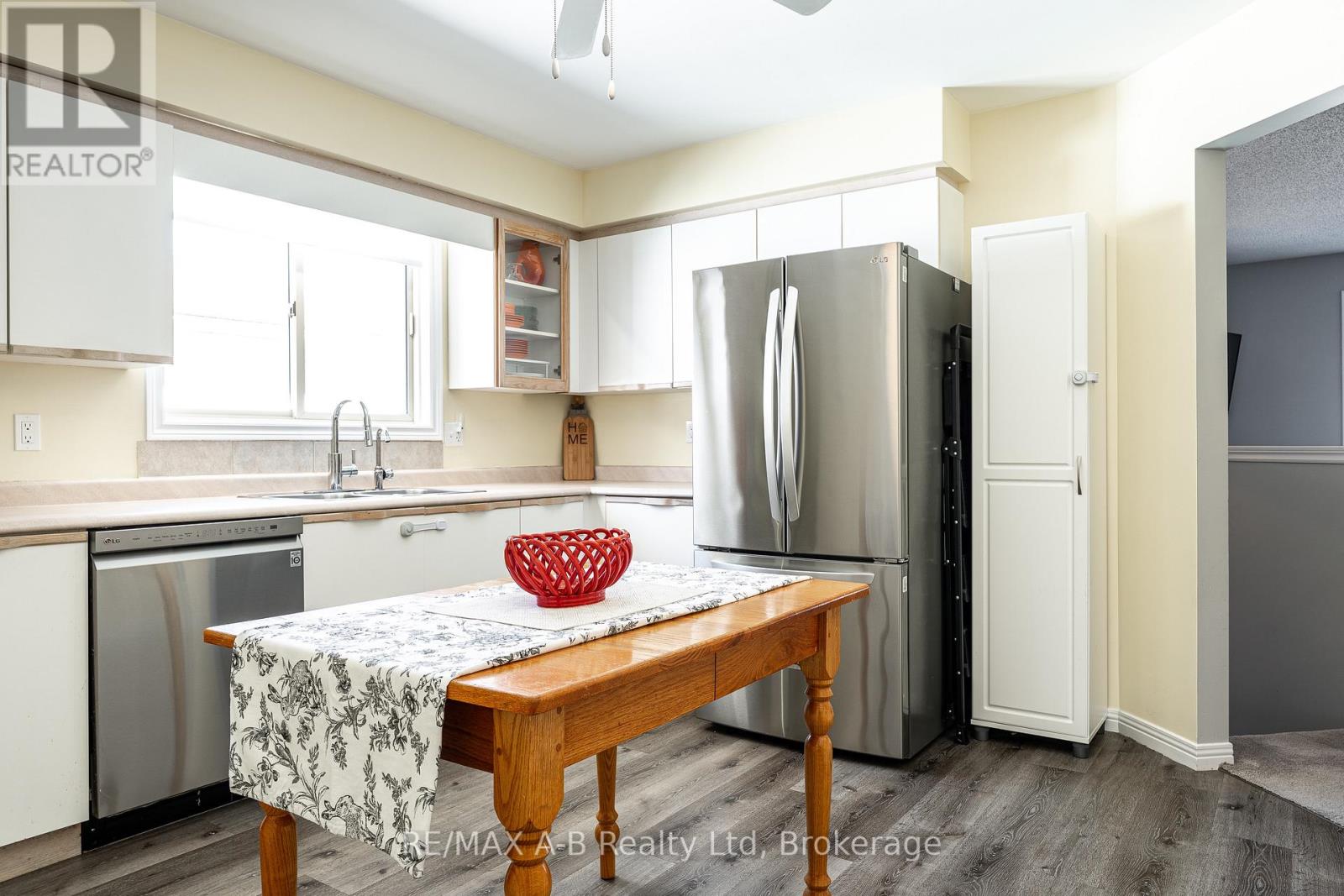 65 Falstaff Street, Stratford, Ontario  N5A 3T4 - Photo 16 - X12930844