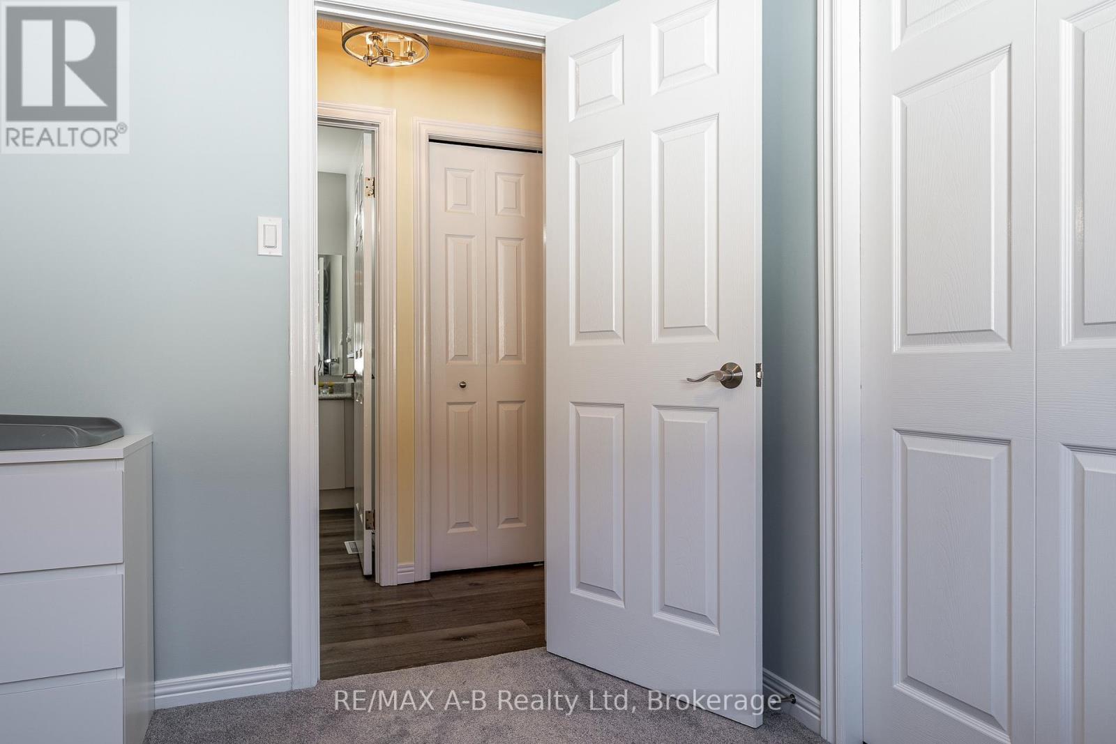 65 Falstaff Street, Stratford, Ontario  N5A 3T4 - Photo 18 - X12930844