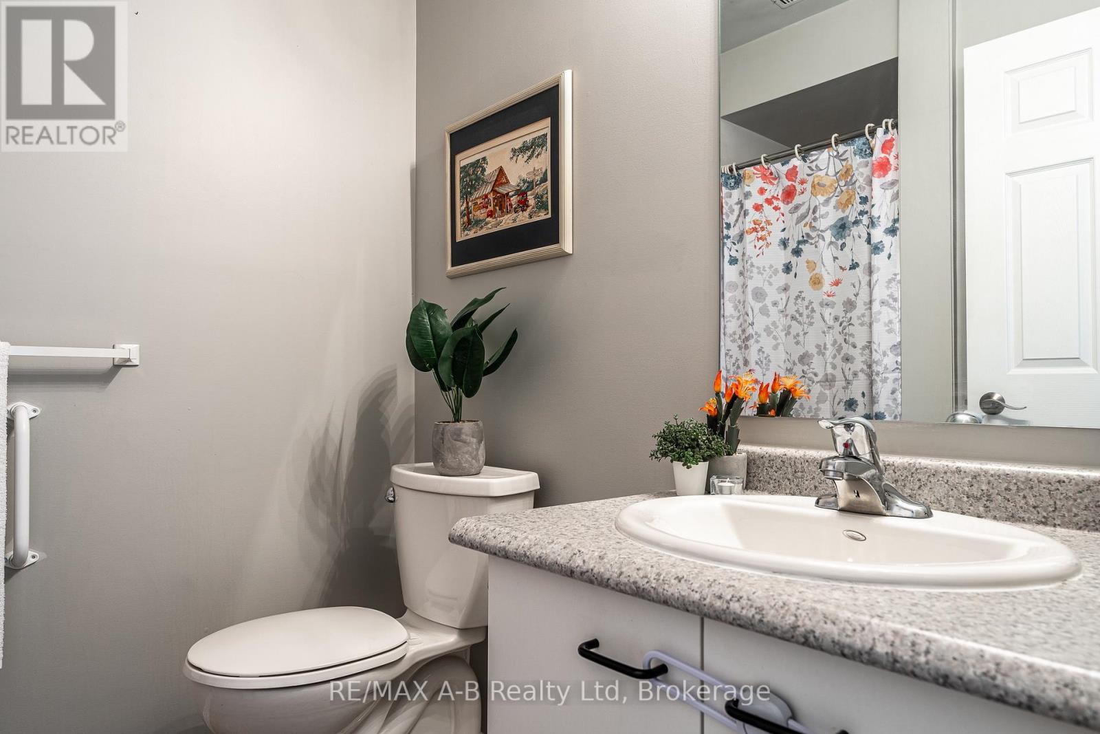 65 Falstaff Street, Stratford, Ontario  N5A 3T4 - Photo 31 - X12930844