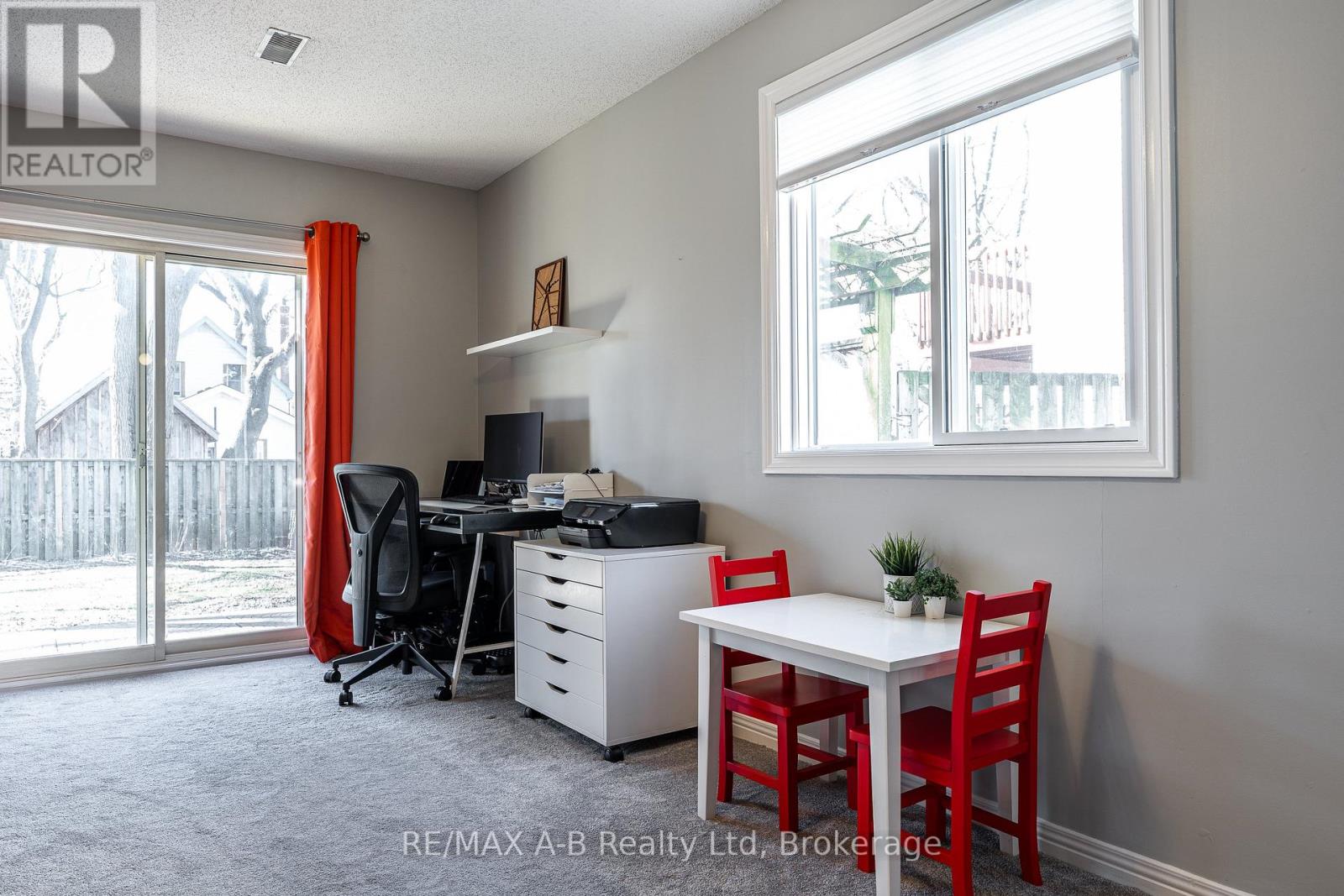 65 Falstaff Street, Stratford, Ontario  N5A 3T4 - Photo 33 - X12930844