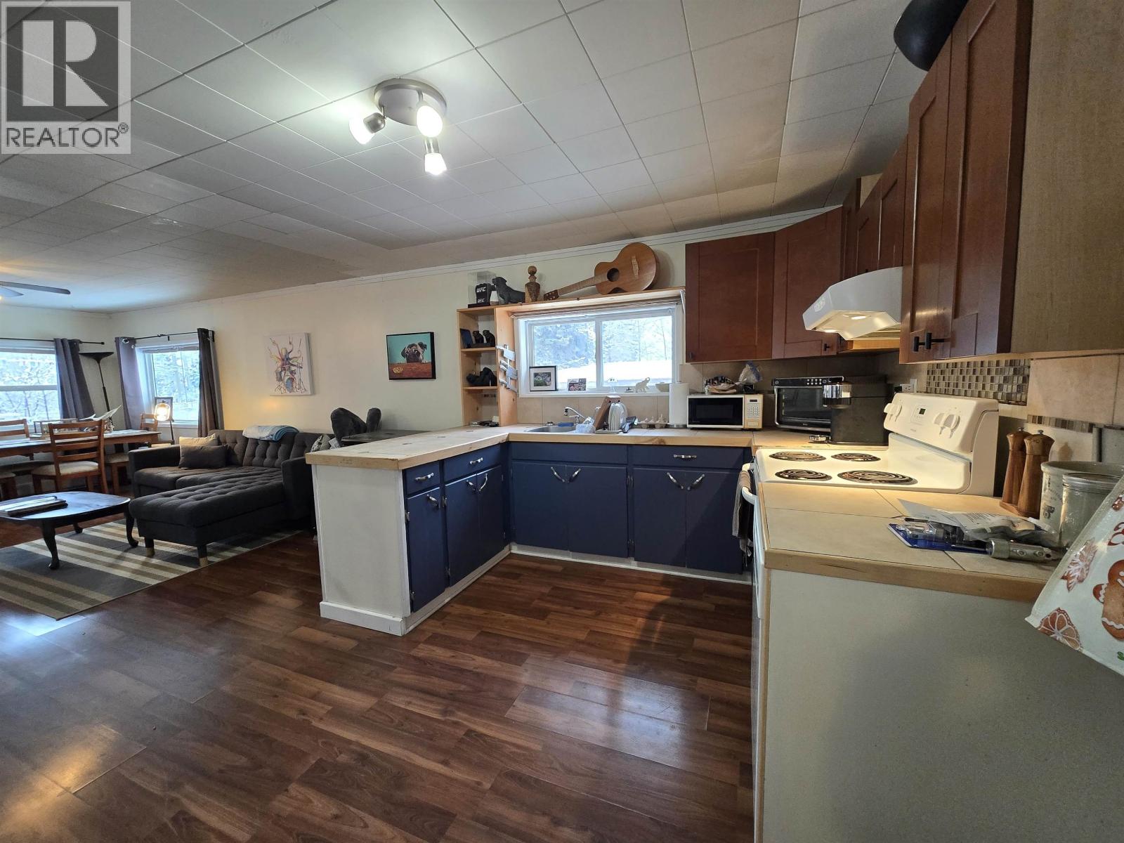 113 E 4th Street, Vanderhoof, British Columbia  V0J 3A0 - Photo 6 - R3104156