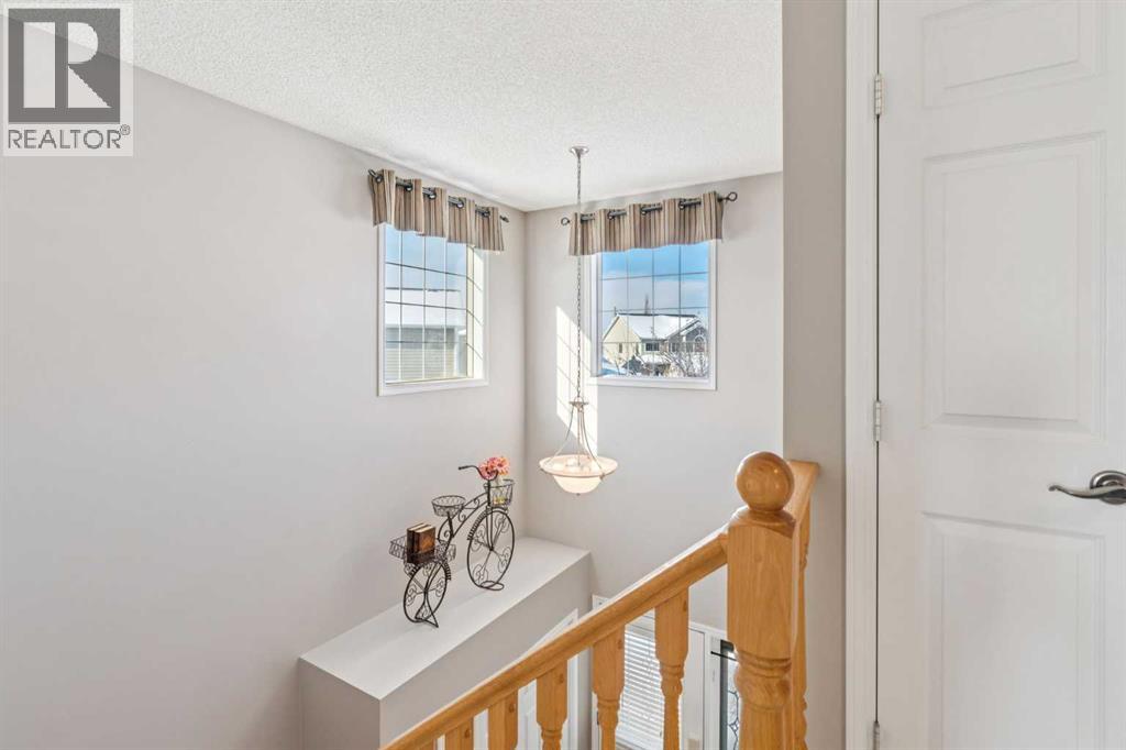 57 Royal Elm Mews Nw, Calgary, Alberta  T3G 5P6 - Photo 12 - A2296781