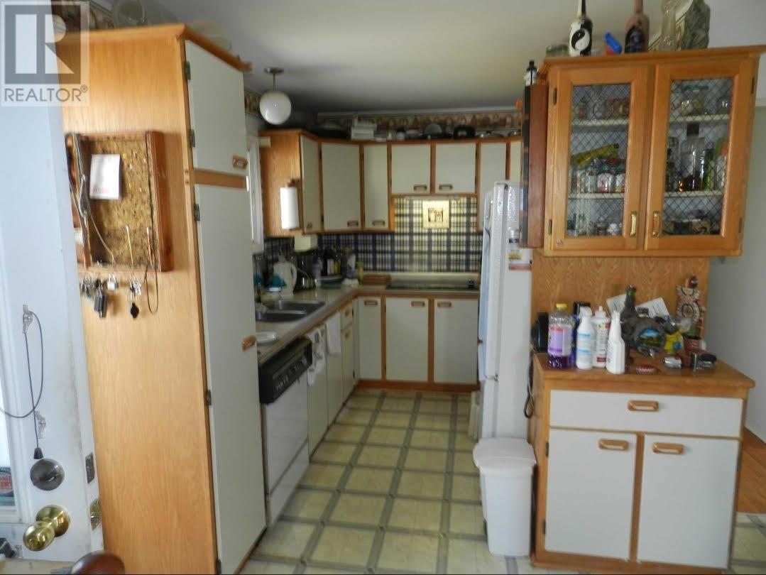 178 Hillside Dr S, Elliot Lake, Ontario  P5A 1N3 - Photo 7 - SM260557