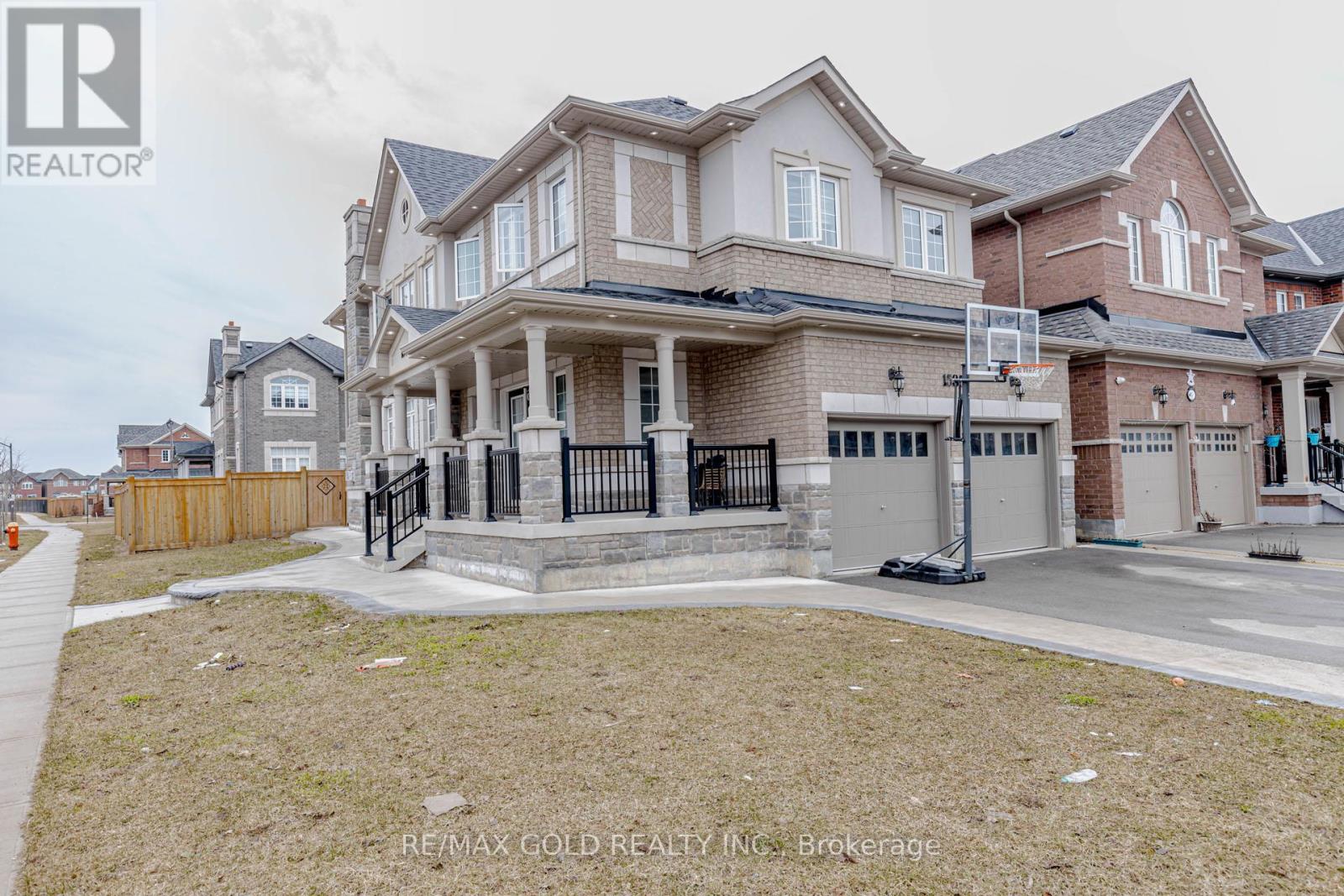 15351 Danby Road, Halton Hills, Ontario  L7G 0H6 - Photo 3 - W12928778