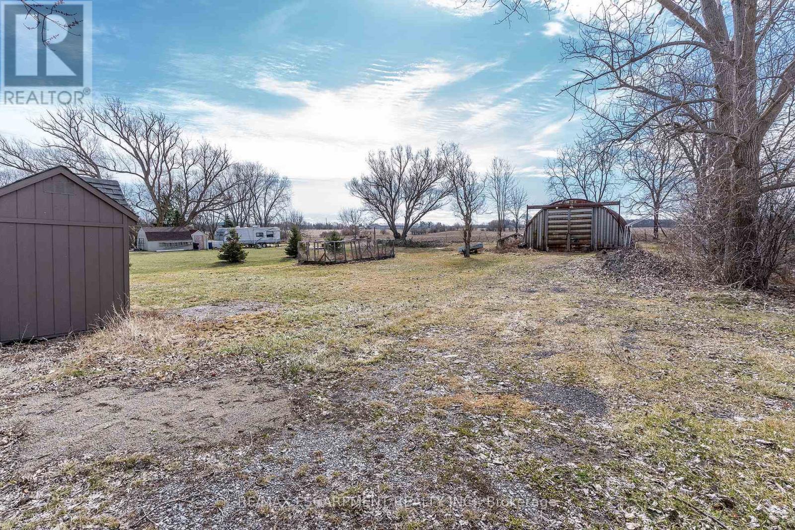 2448 Wilson Street W, Hamilton, Ontario  L0R 1R0 - Photo 17 - X12741158