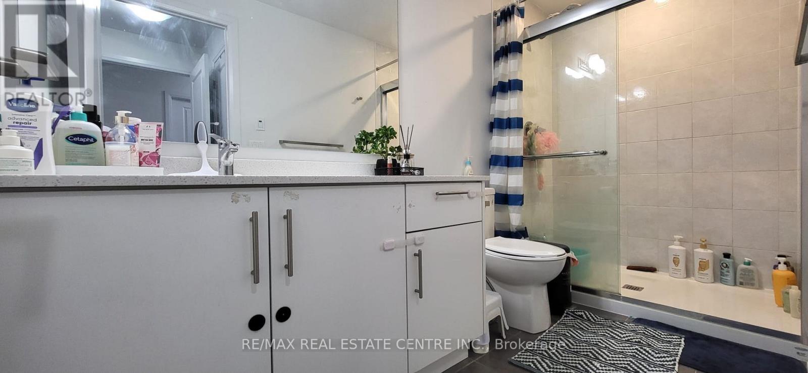 142 - 75 Attmar Drive, Brampton, Ontario  L6P 0Y6 - Photo 10 - W12930840