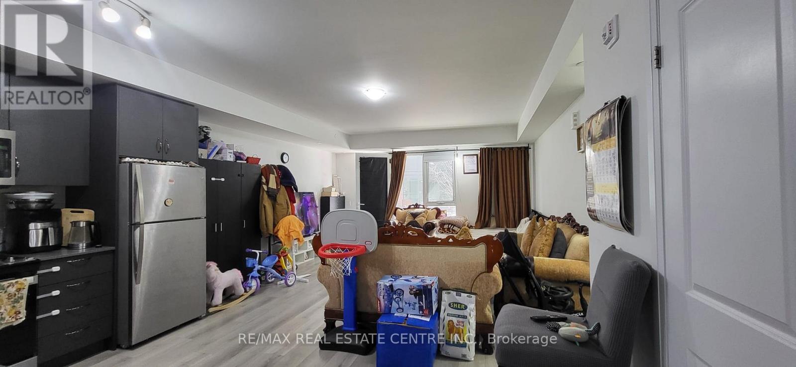 142 - 75 Attmar Drive, Brampton, Ontario  L6P 0Y6 - Photo 25 - W12930840