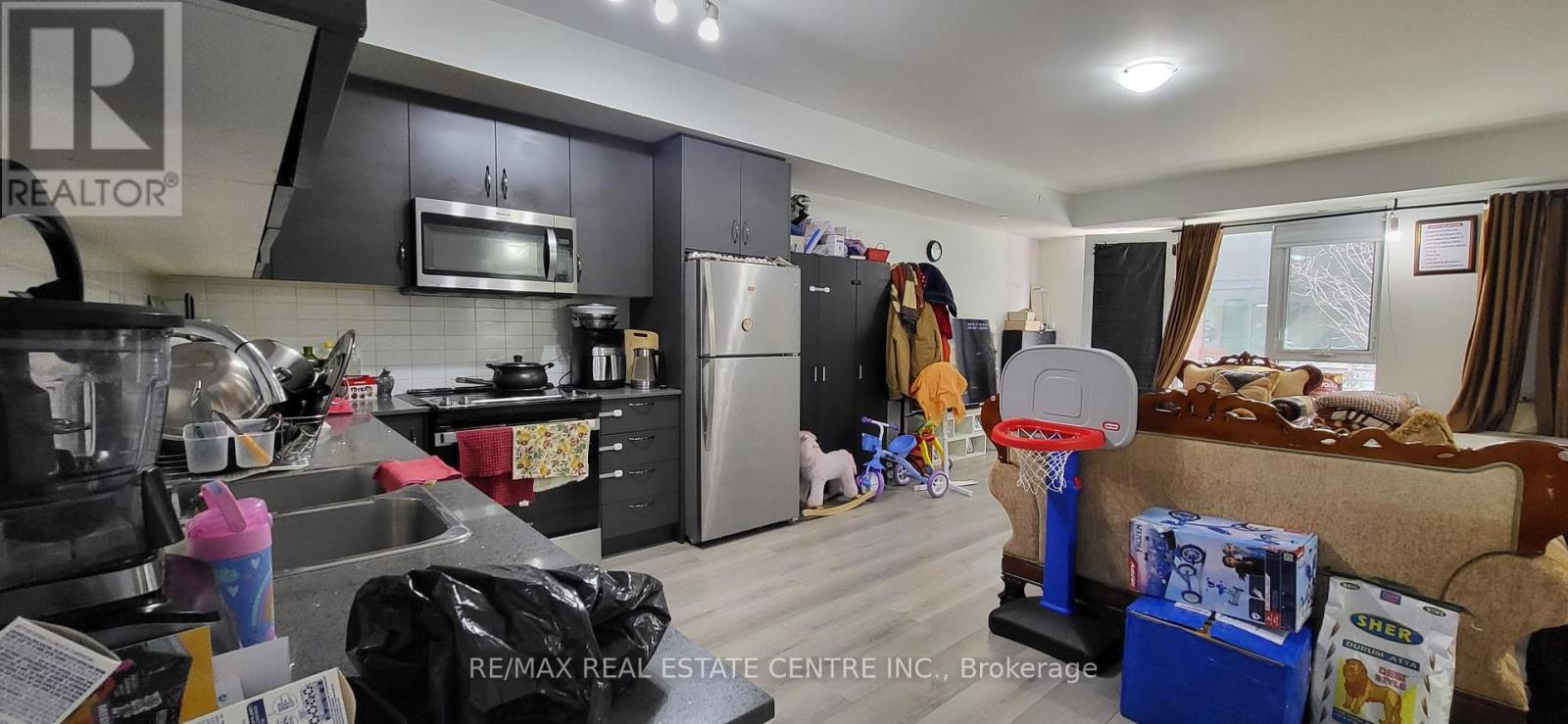 142 - 75 Attmar Drive, Brampton, Ontario  L6P 0Y6 - Photo 26 - W12930840