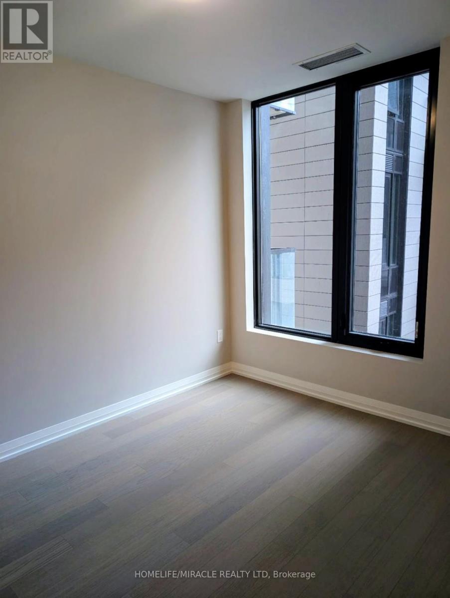 302 - 1415 Dundas Street E, Oakville, Ontario  L6H 8A3 - Photo 10 - W12930846