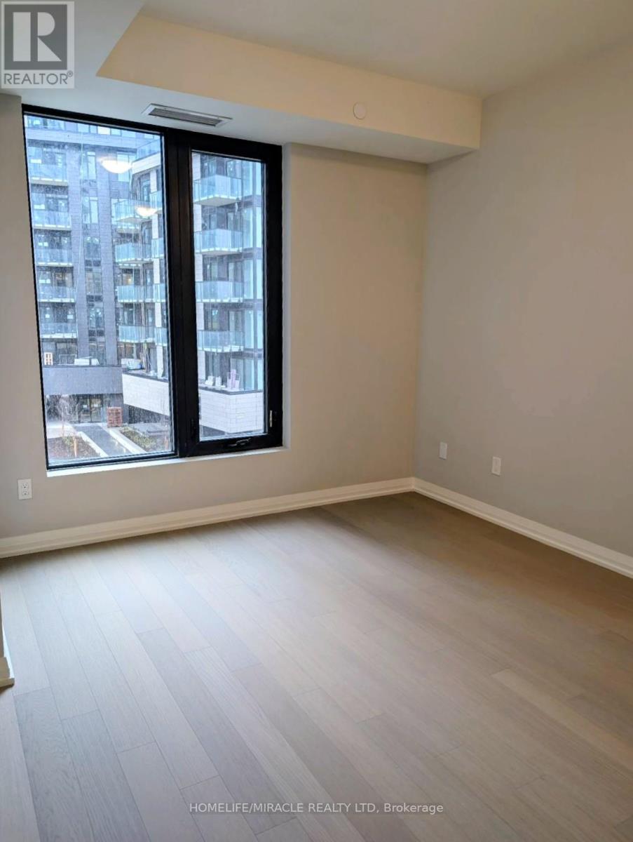 302 - 1415 Dundas Street E, Oakville, Ontario  L6H 8A3 - Photo 11 - W12930846