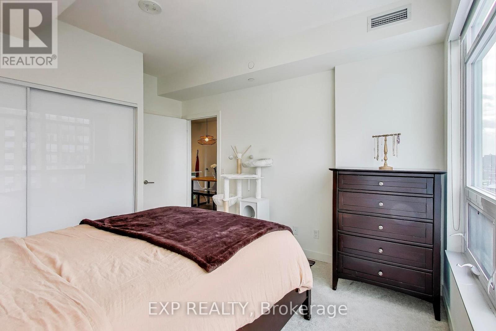 1106 - 10 Wilby Crescent, Toronto, Ontario  M9N 0B6 - Photo 17 - W12930850