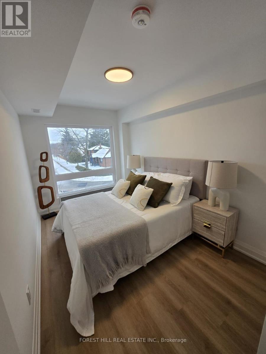 A - 279 Reiner Road, Toronto, Ontario  M3H 2M5 - Photo 13 - W12930856