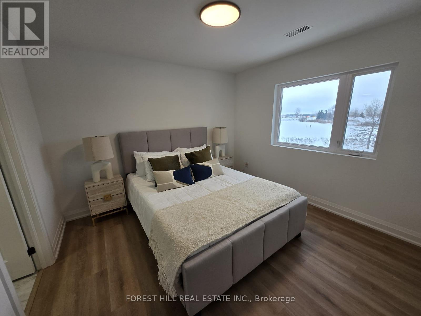 A - 279 Reiner Road, Toronto, Ontario  M3H 2M5 - Photo 14 - W12930856