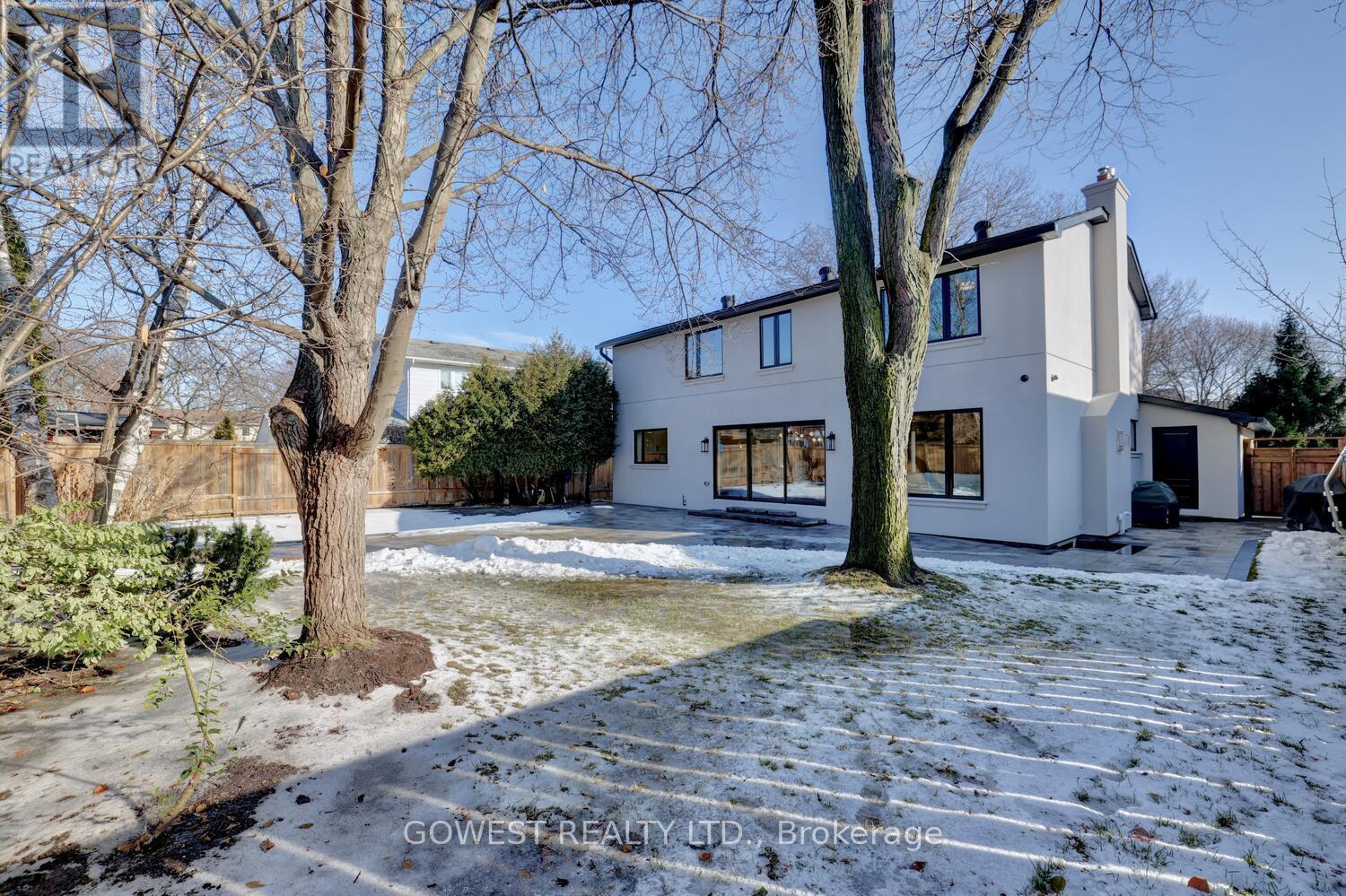 981 Valdese Drive, Mississauga, Ontario  L5C 2Z5 - Photo 48 - W12930866