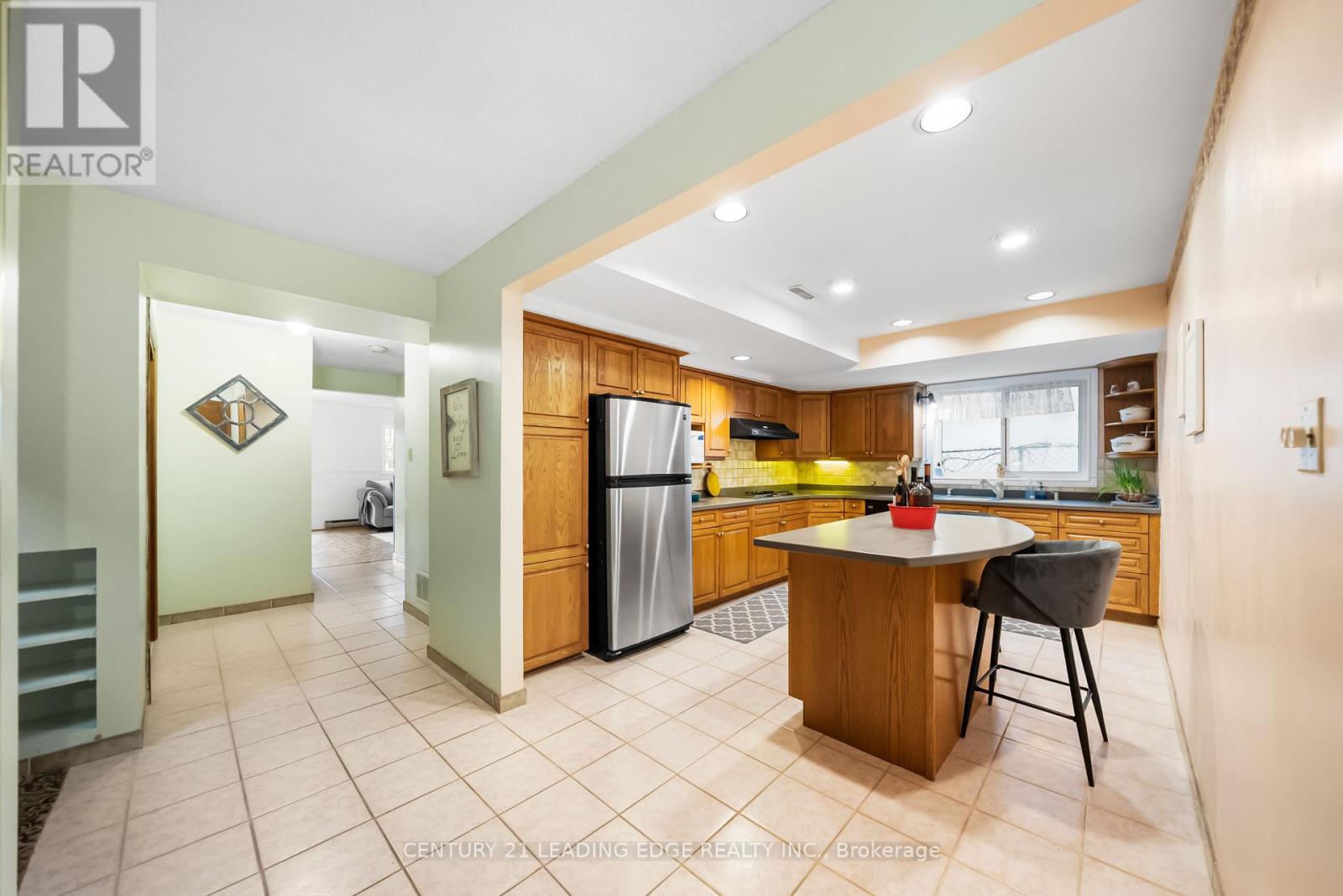 1050 Alexandra Avenue, Mississauga, Ontario  L5E 1Z8 - Photo 27 - W12930872