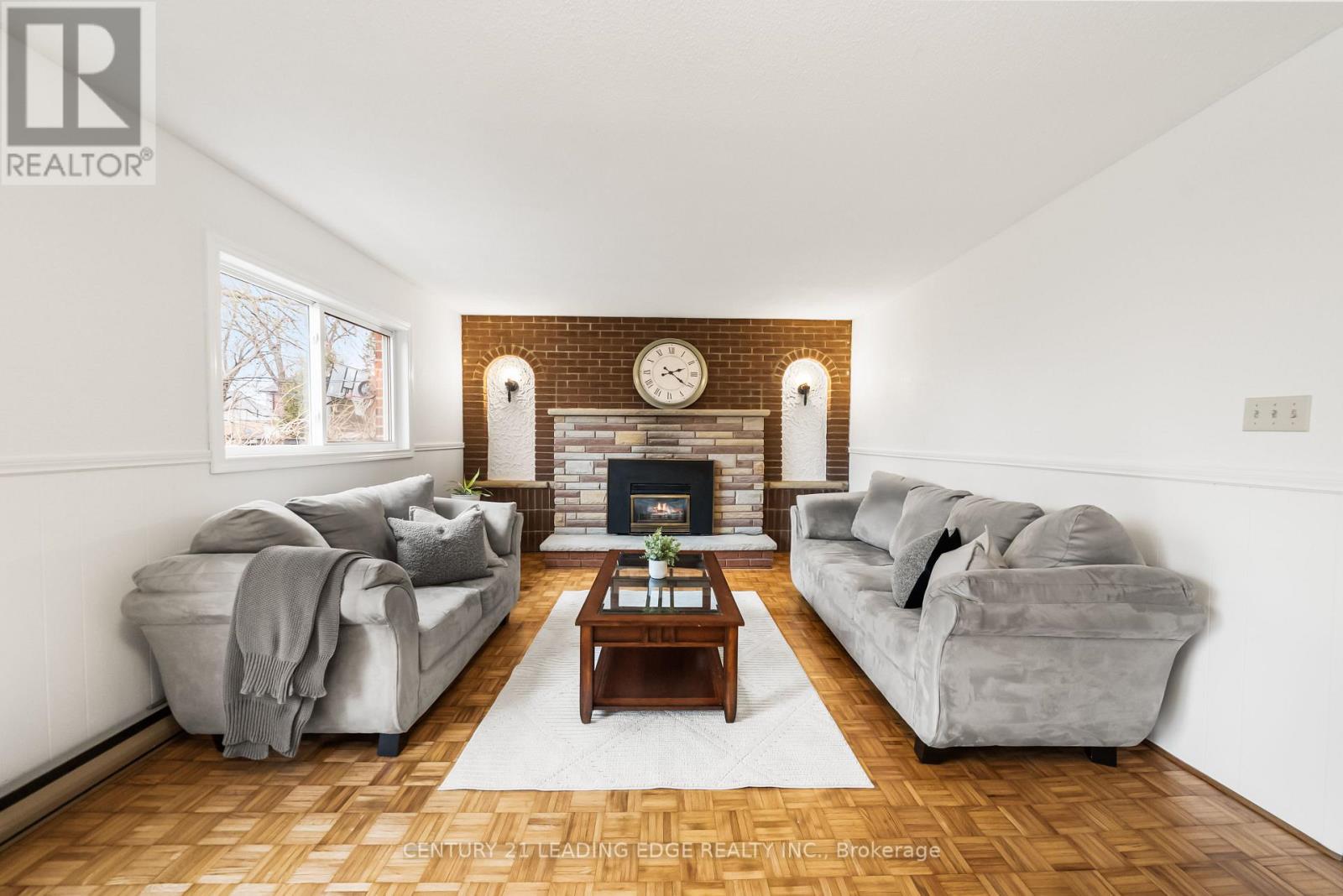 1050 Alexandra Avenue, Mississauga, Ontario  L5E 1Z8 - Photo 33 - W12930872