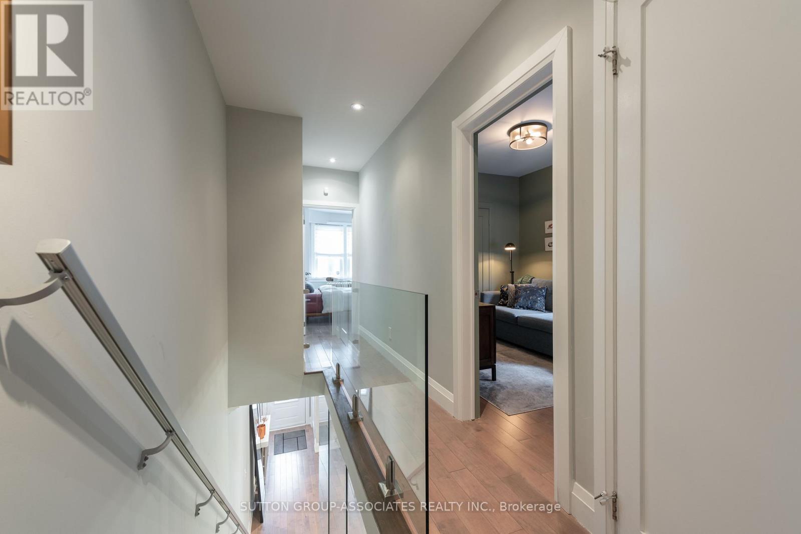 106 Uxbridge Avenue, Toronto, Ontario  M6N 2Y4 - Photo 23 - W12930884