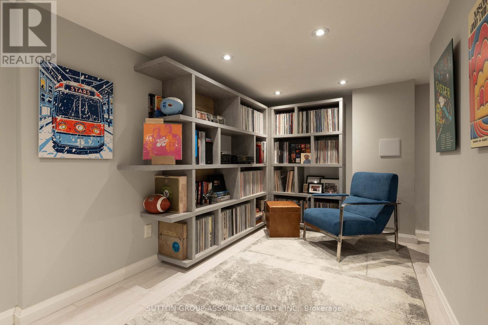 106 Uxbridge Avenue, Toronto, Ontario  M6N 2Y4 - Photo 41 - W12930884