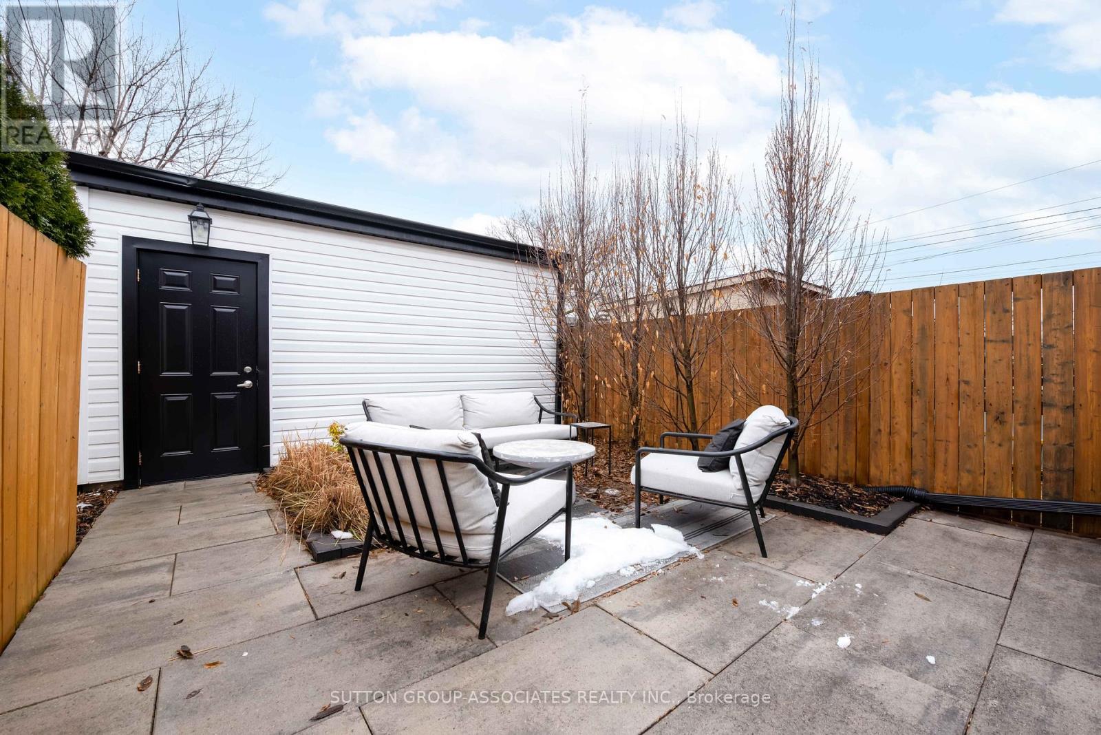 106 Uxbridge Avenue, Toronto, Ontario  M6N 2Y4 - Photo 46 - W12930884