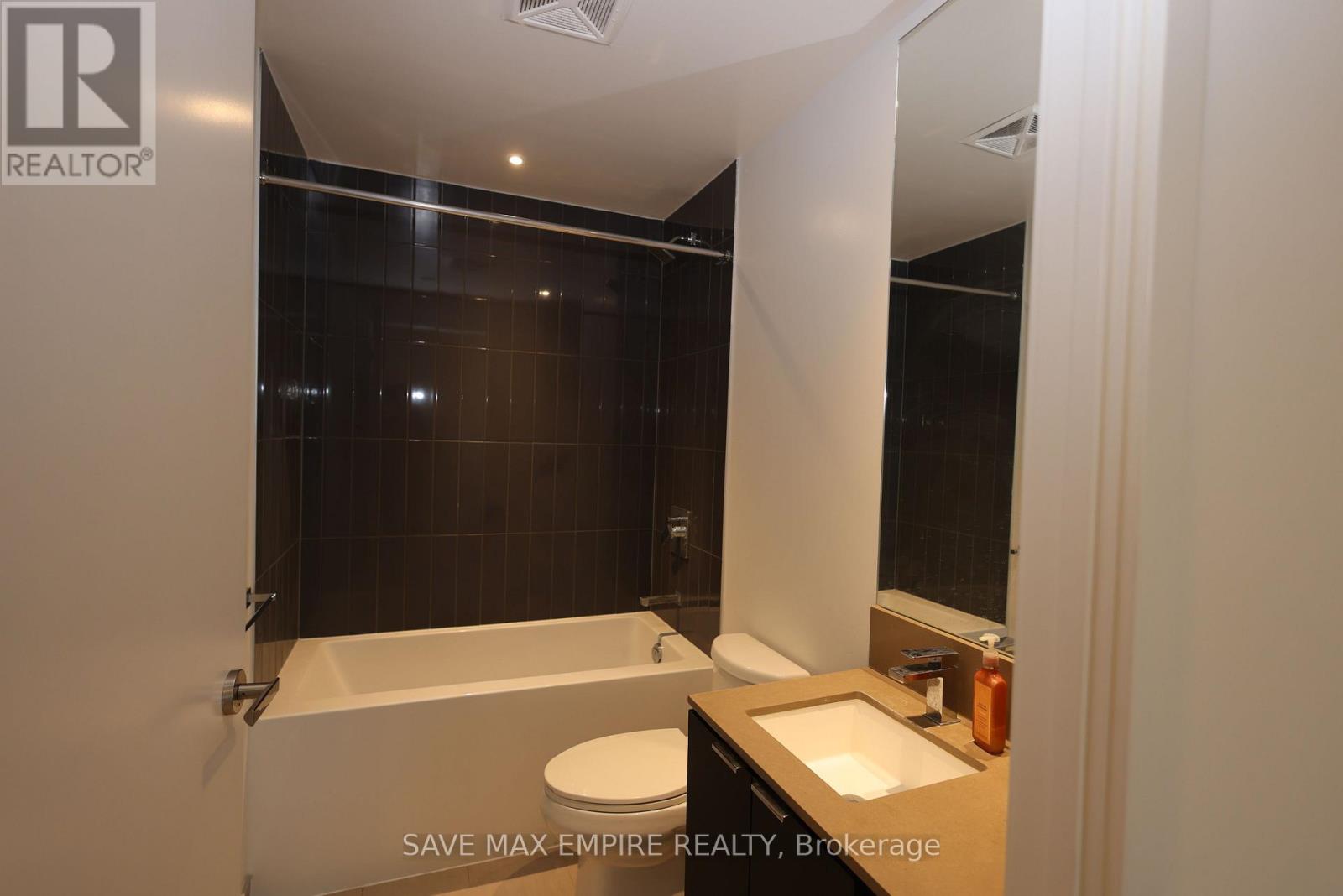 4310 - 3883 Quartz Road, Mississauga, Ontario  L5B 0M4 - Photo 14 - W12930542