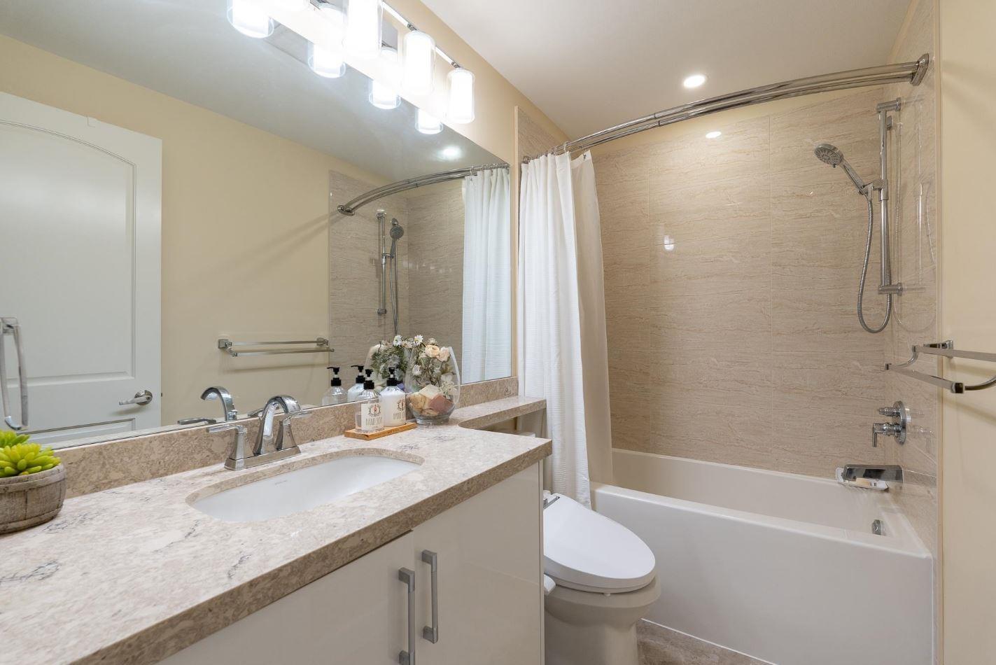 303 8538 203a Street, Langley, British Columbia  V2Y 3P9 - Photo 11 - R3104295