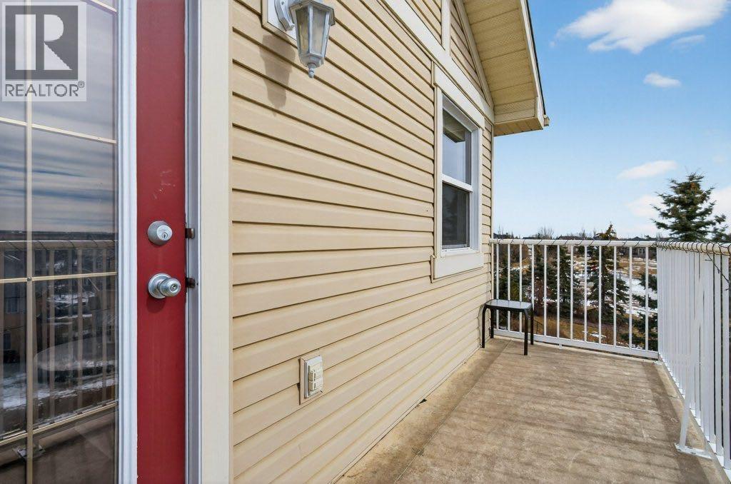 311 Crystal Shores View, Okotoks, Alberta  T1S 2H9 - Photo 22 - A2294700
