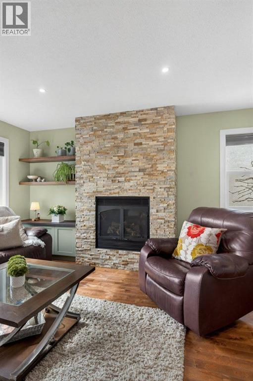 311 Crystal Shores View, Okotoks, Alberta  T1S 2H9 - Photo 14 - A2294700