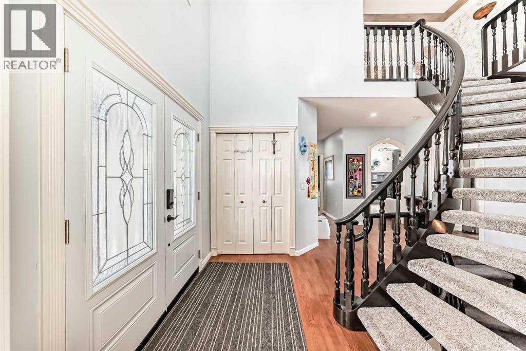 40 Christie Cairn Square Sw, Calgary, Alberta  T3H 2Z2 - Photo 3 - A2296171