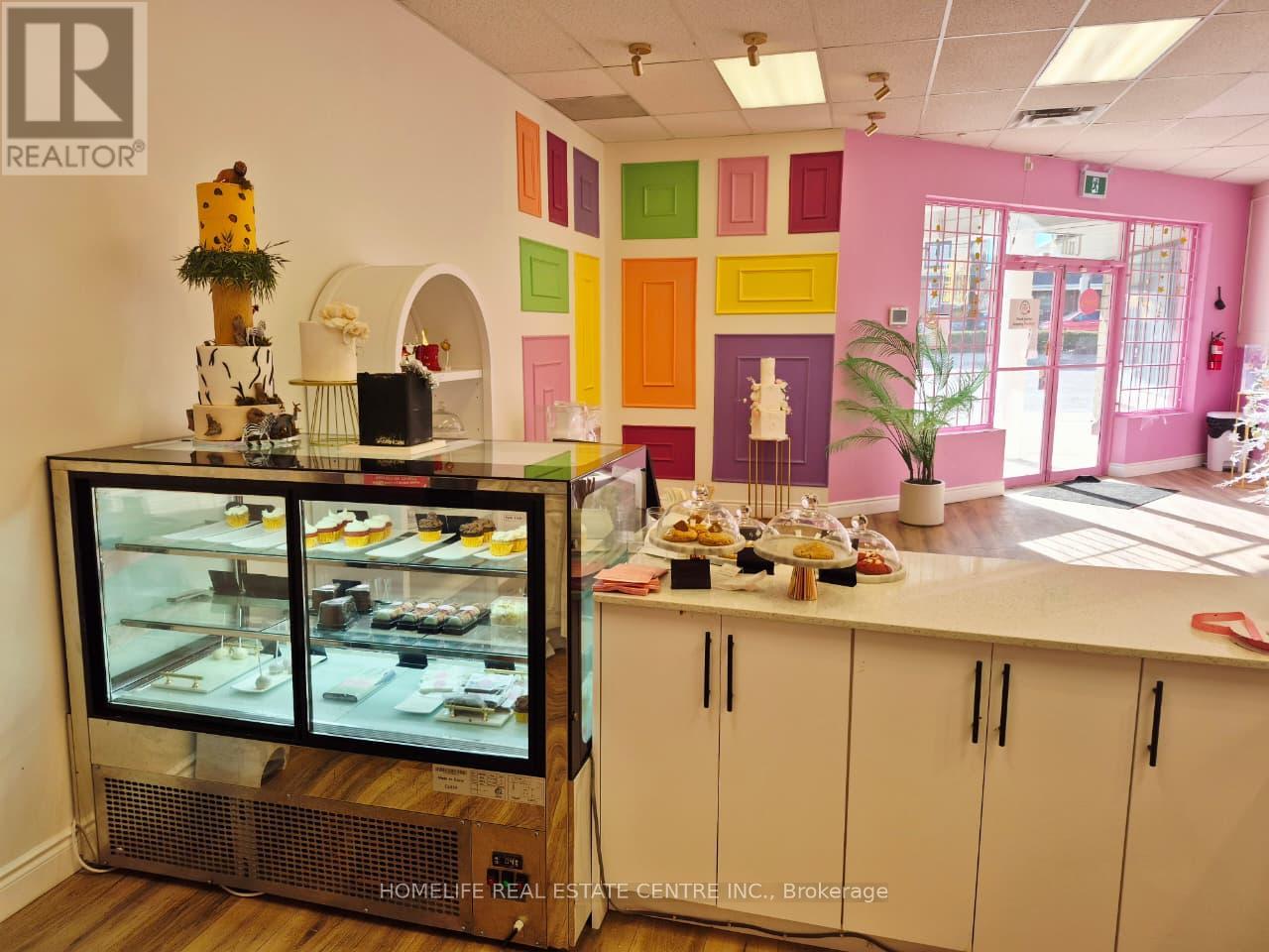 4 - 128 Nelson Street, Brantford, Ontario  N3S 4B6 - Photo 3 - X12930874