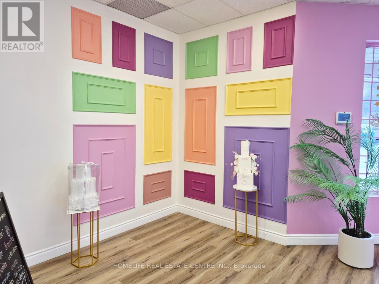 4 - 128 Nelson Street, Brantford, Ontario  N3S 4B6 - Photo 7 - X12930874