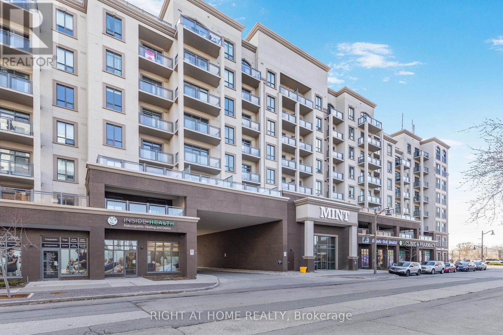 423 - 2486 OLD BRONTE ROAD, Oakville, Ontario