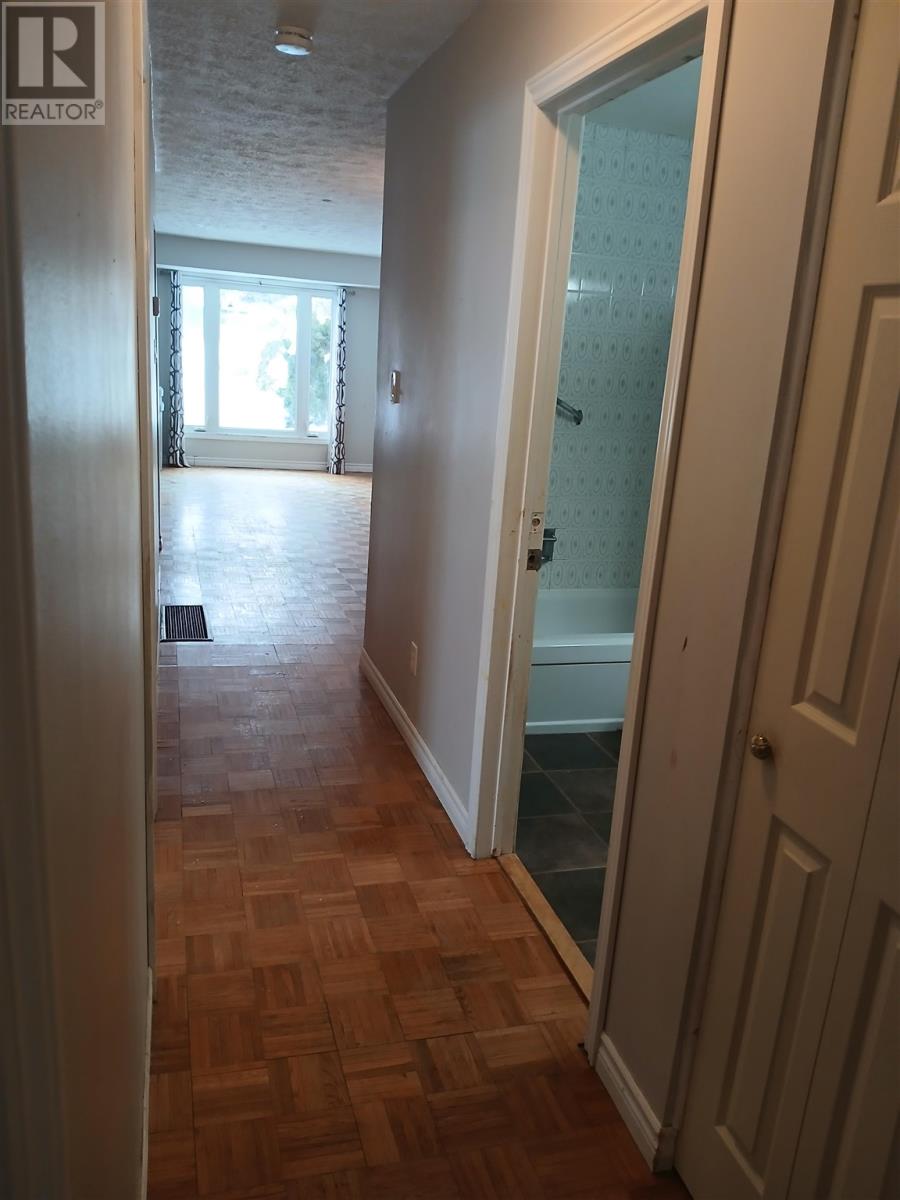 125 Laurier Rd, Elliot Lake, Ontario  P5A 2V1 - Photo 9 - SM260558