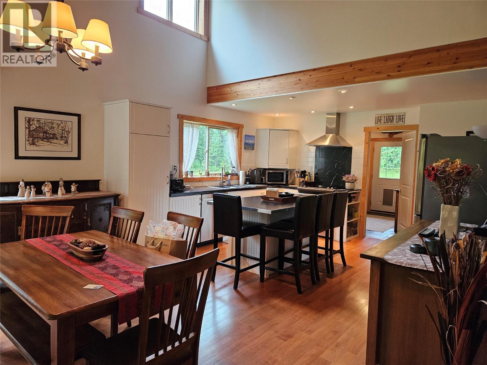 153 Wildwood Road, Summit Lake, British Columbia  V0G 1R1 - Photo 6 - 10357178