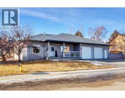 201 Aspen Way, Vulcan, Alberta