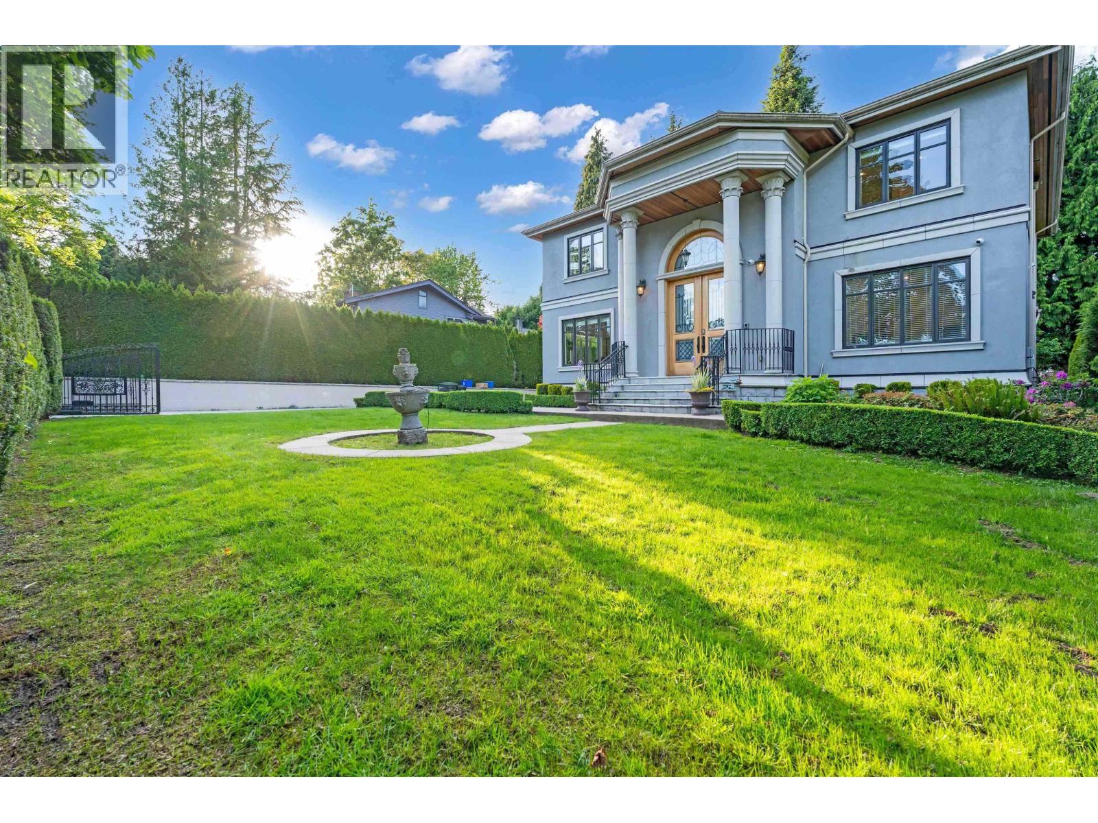 8233 GOVERNMENT ROAD, Burnaby, British Columbia