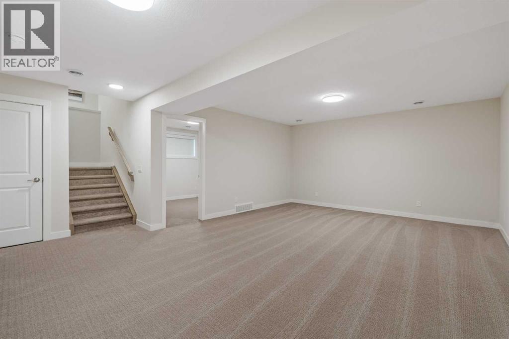 24 Cranbrook Cape SE, Calgary, Alberta  T3M 3L5 - Photo 38 - A2296987