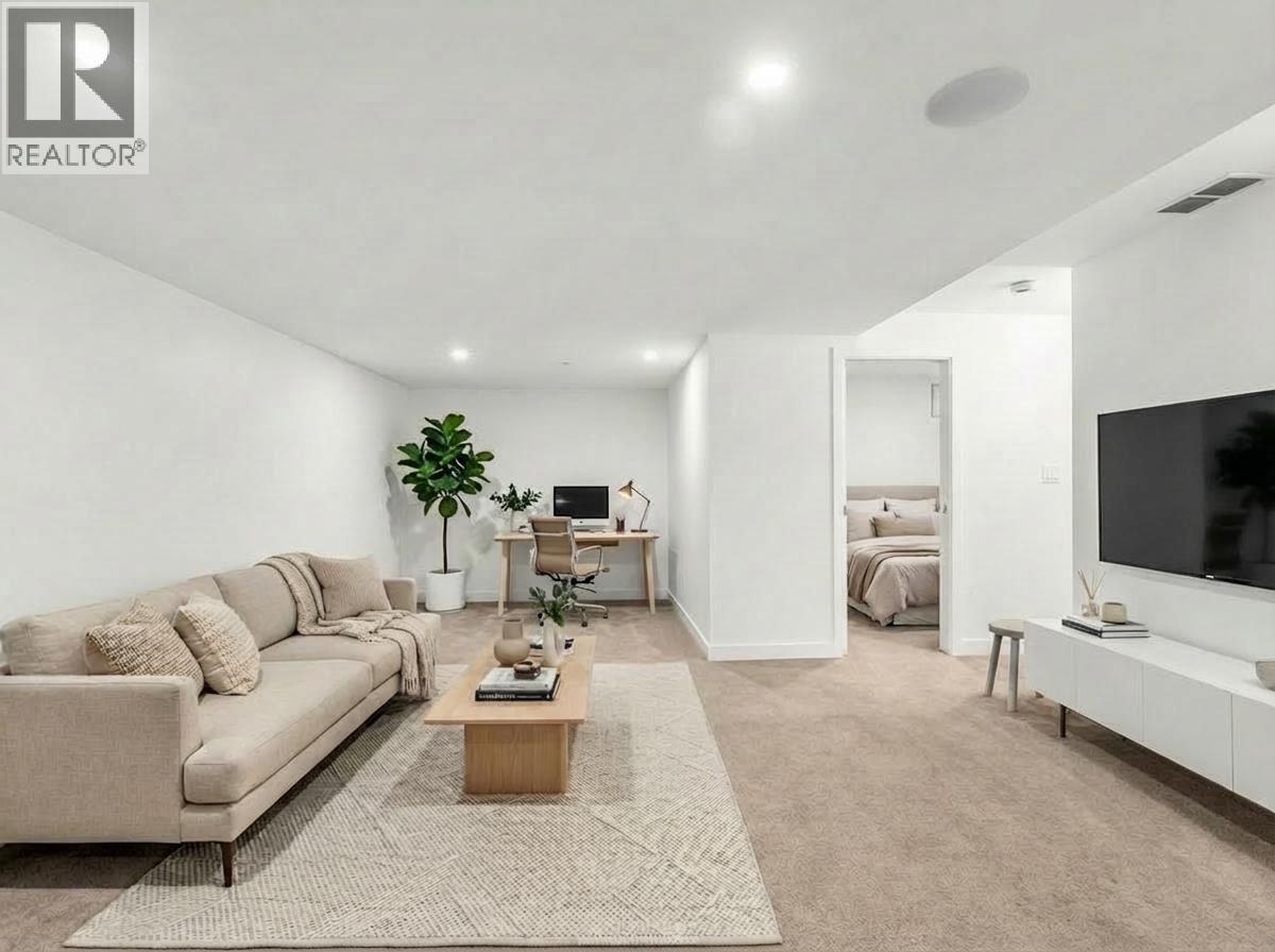 102 649 E 3rd Street, North Vancouver, British Columbia  V7L 1G6 - Photo 26 - R3104188