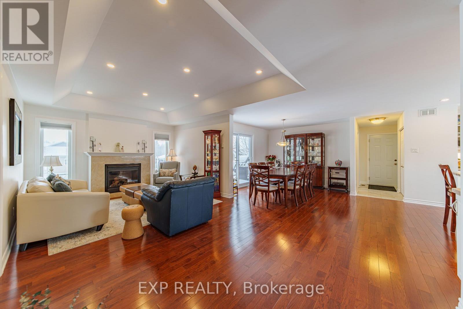 1899 Farisita Drive, Ottawa, Ontario  K0A 3H0 - Photo 3 - X12930894