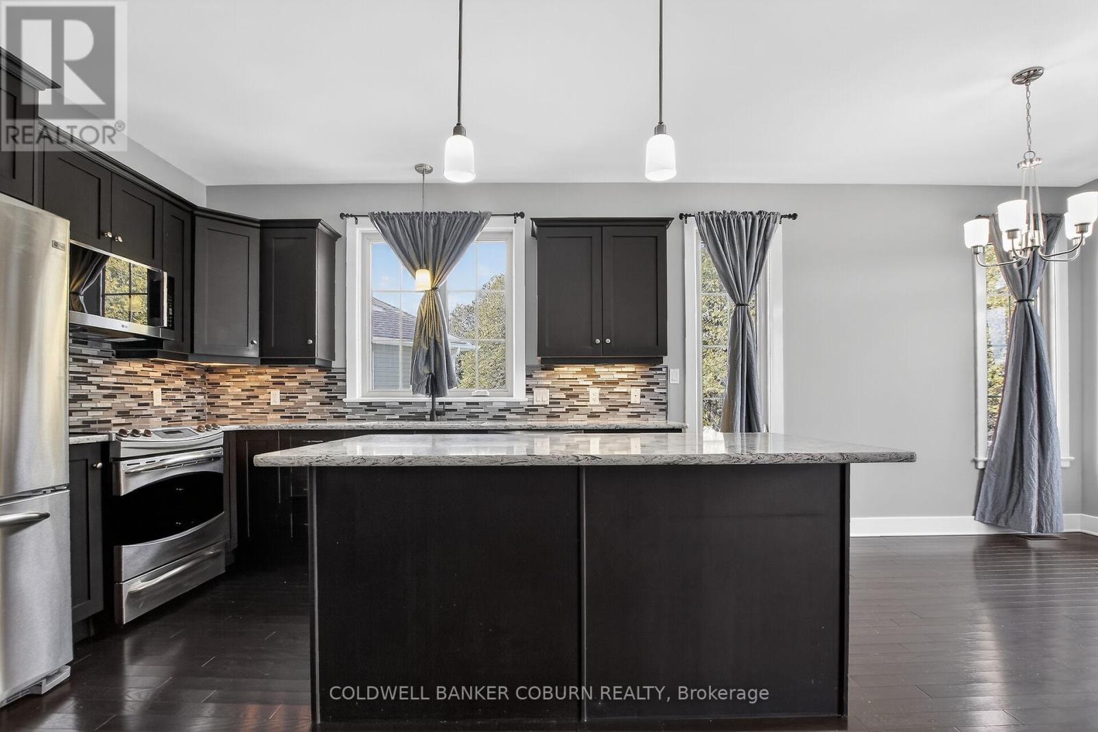 37 Galens Way, North Grenville, Ontario  K0G 1J0 - Photo 9 - X12930918