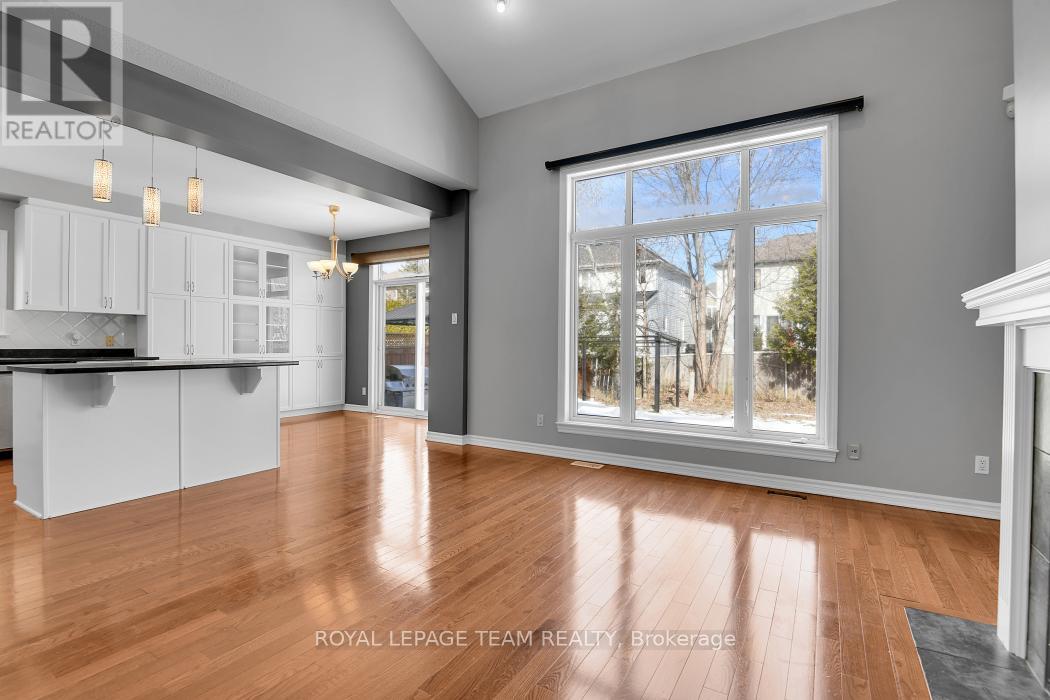 763 Long Point Circle, Ottawa, Ontario  K1T 4H5 - Photo 10 - X12930938