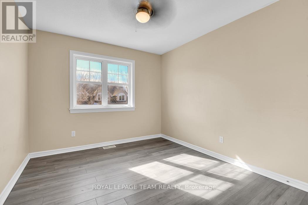 763 Long Point Circle, Ottawa, Ontario  K1T 4H5 - Photo 19 - X12930938