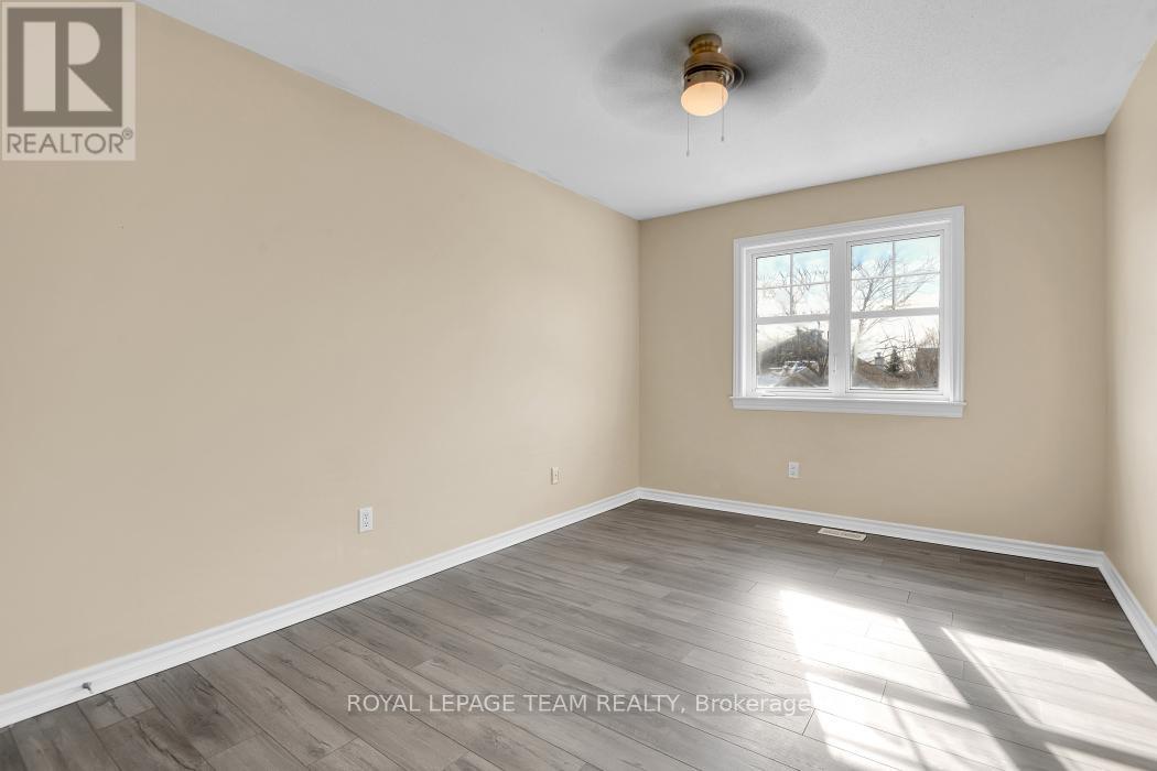 763 Long Point Circle, Ottawa, Ontario  K1T 4H5 - Photo 21 - X12930938