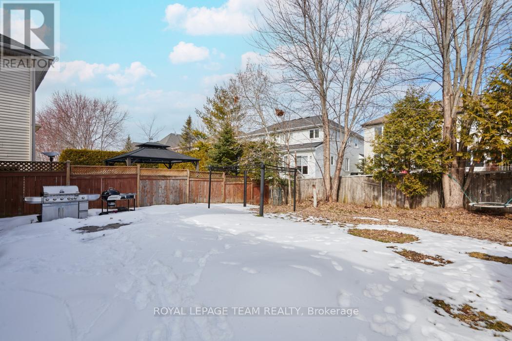 763 Long Point Circle, Ottawa, Ontario  K1T 4H5 - Photo 30 - X12930938