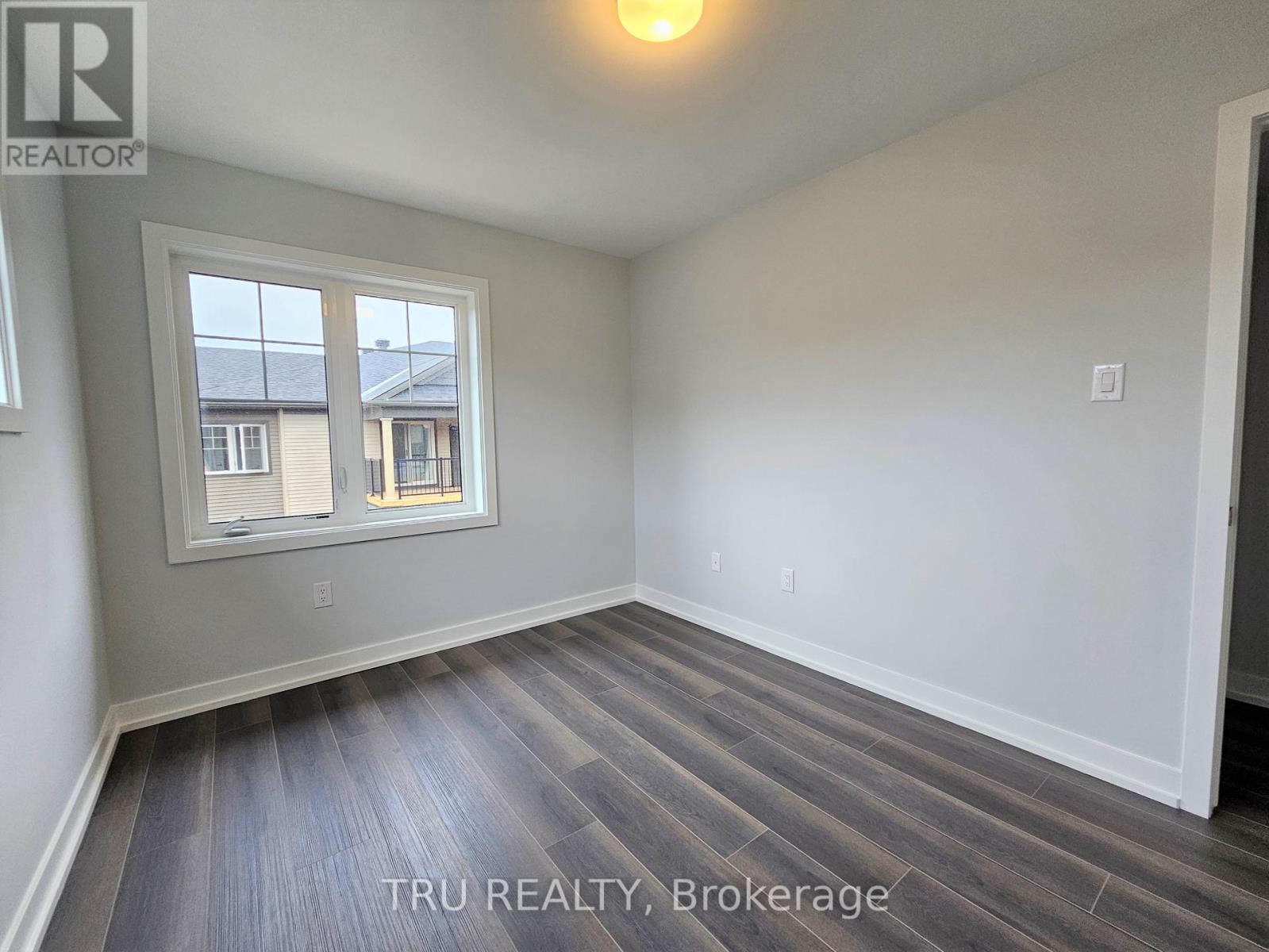 200 Anyolite Private, Ottawa, Ontario  K2J 7J3 - Photo 10 - X12930954