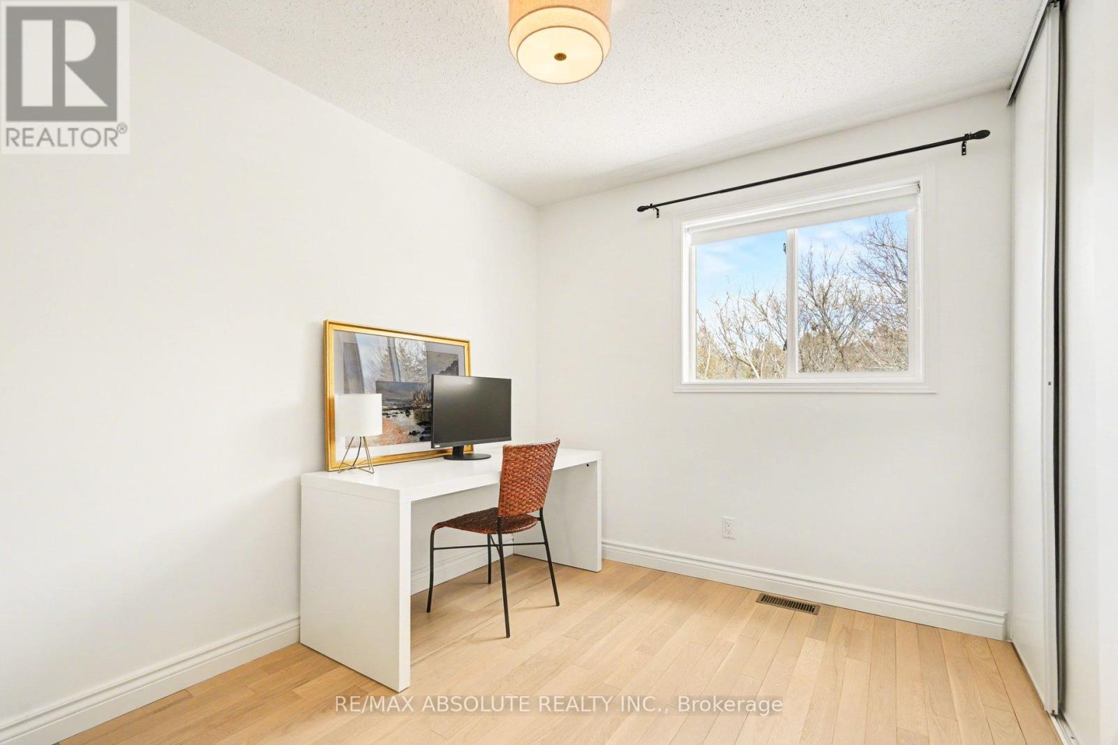 23 Riverbank Court, Ottawa, Ontario  K2S 1V7 - Photo 22 - X12930992