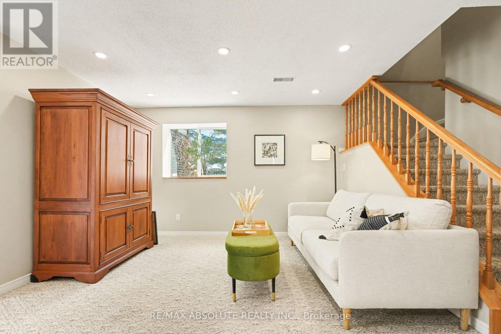 23 Riverbank Court, Ottawa, Ontario  K2S 1V7 - Photo 28 - X12930992