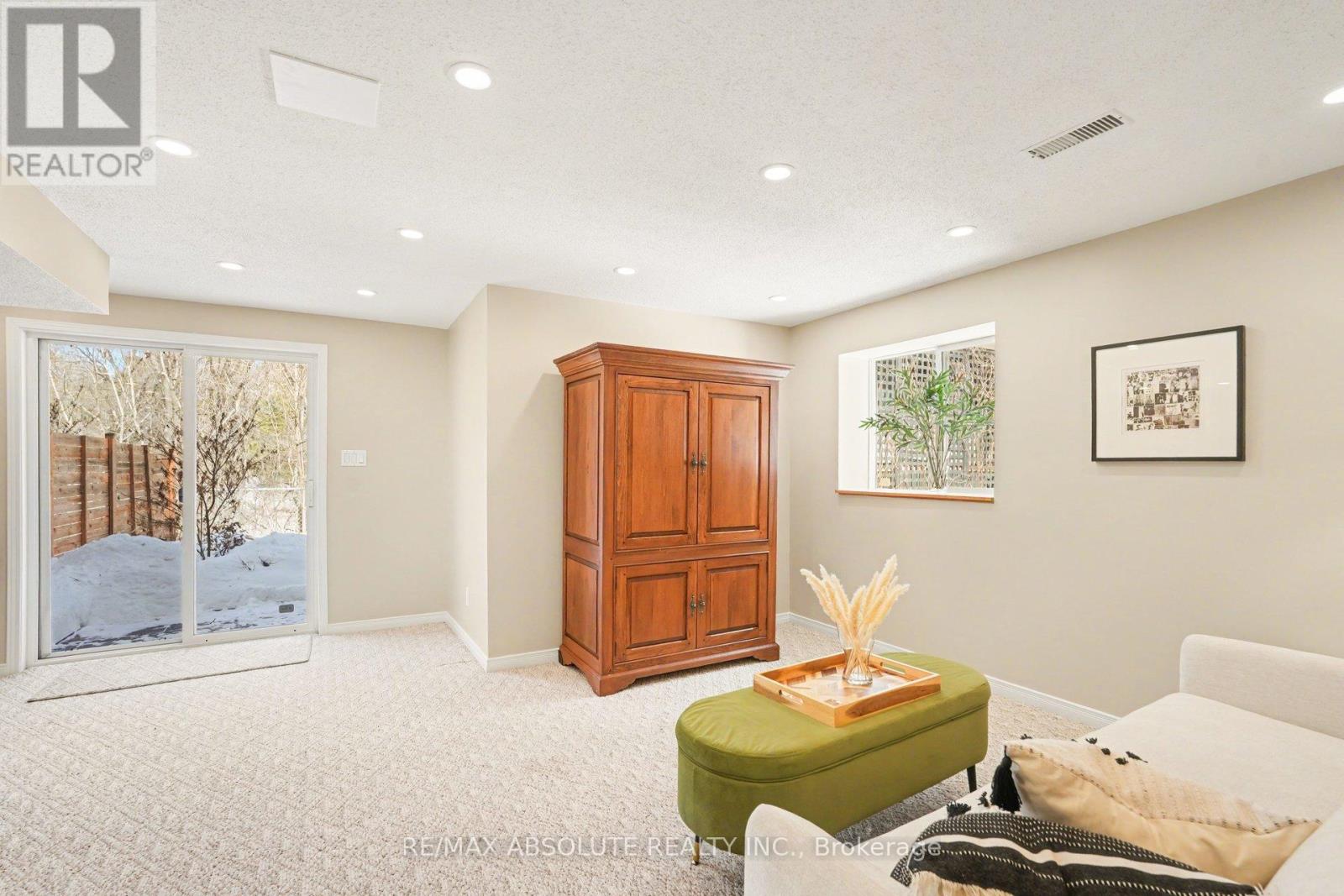 23 Riverbank Court, Ottawa, Ontario  K2S 1V7 - Photo 29 - X12930992