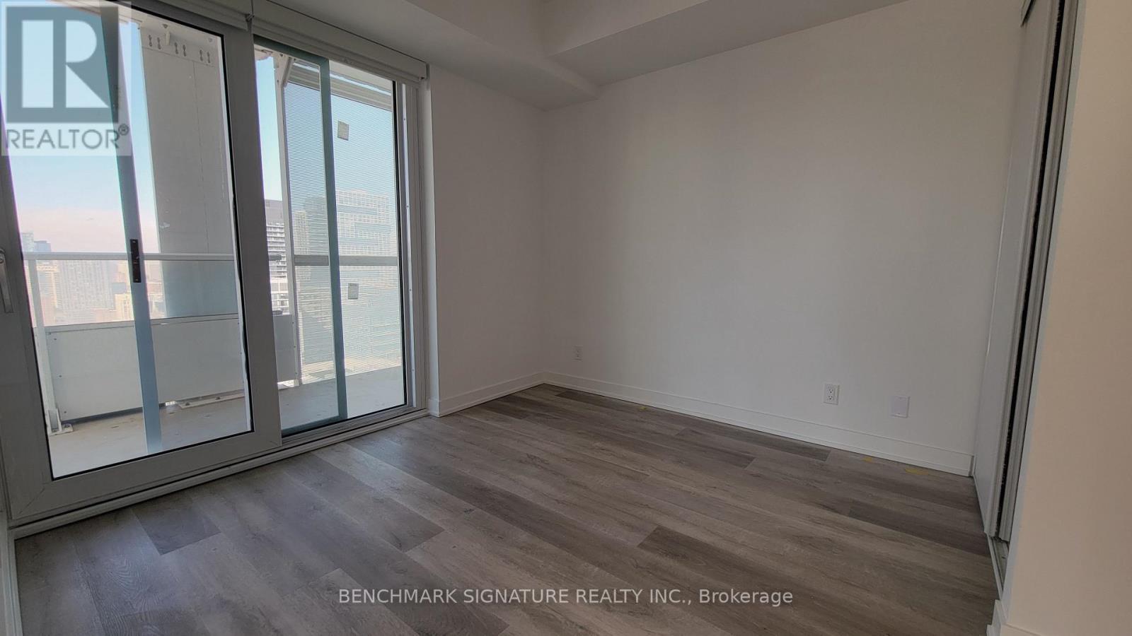 4011 - 88 Queen Street E, Toronto, Ontario  M5C 0B6 - Photo 6 - C12930914