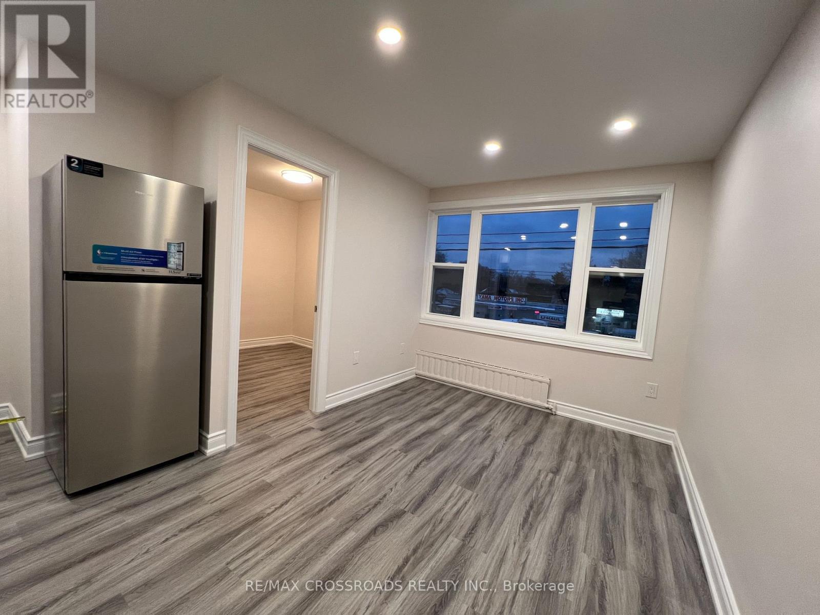 Apt 1 - 1324b Gerrard Street E, Toronto, Ontario  M4L 1Z1 - Photo 3 - E12930908